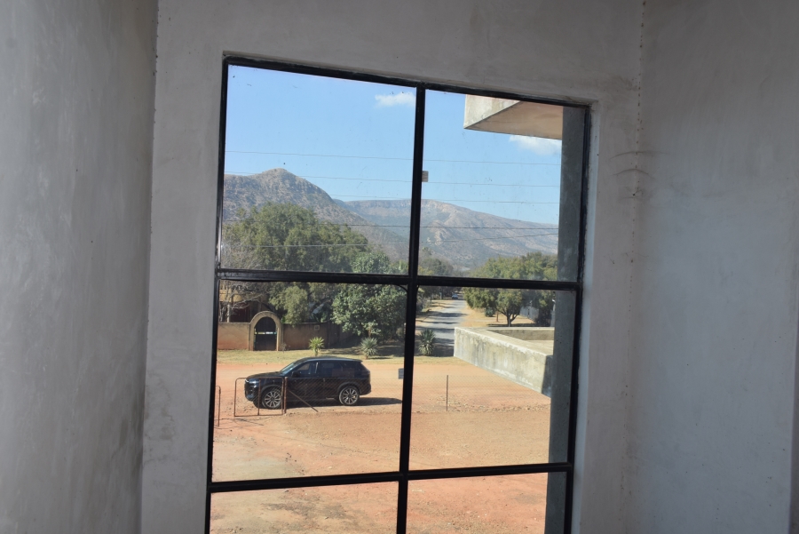 5 Bedroom Property for Sale in Olifantsnek North West